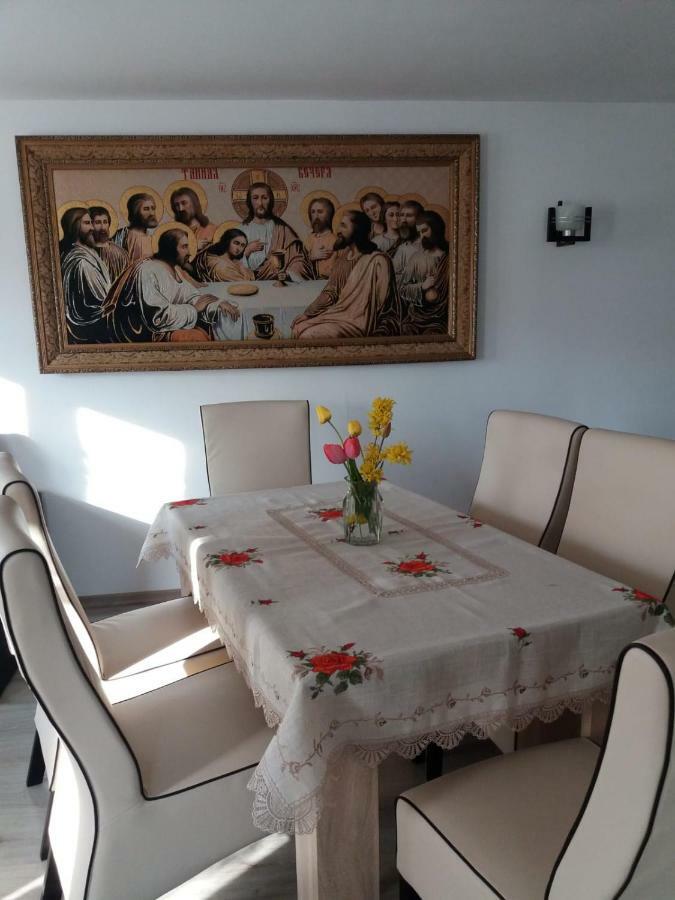 Casa Bianca Oncesti Guest House Exterior photo